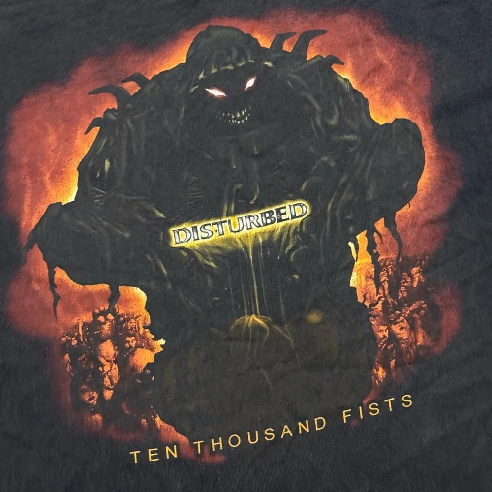 Vintage Disturbed Ten Thousand Fist Tee - Picture 2 of 3
